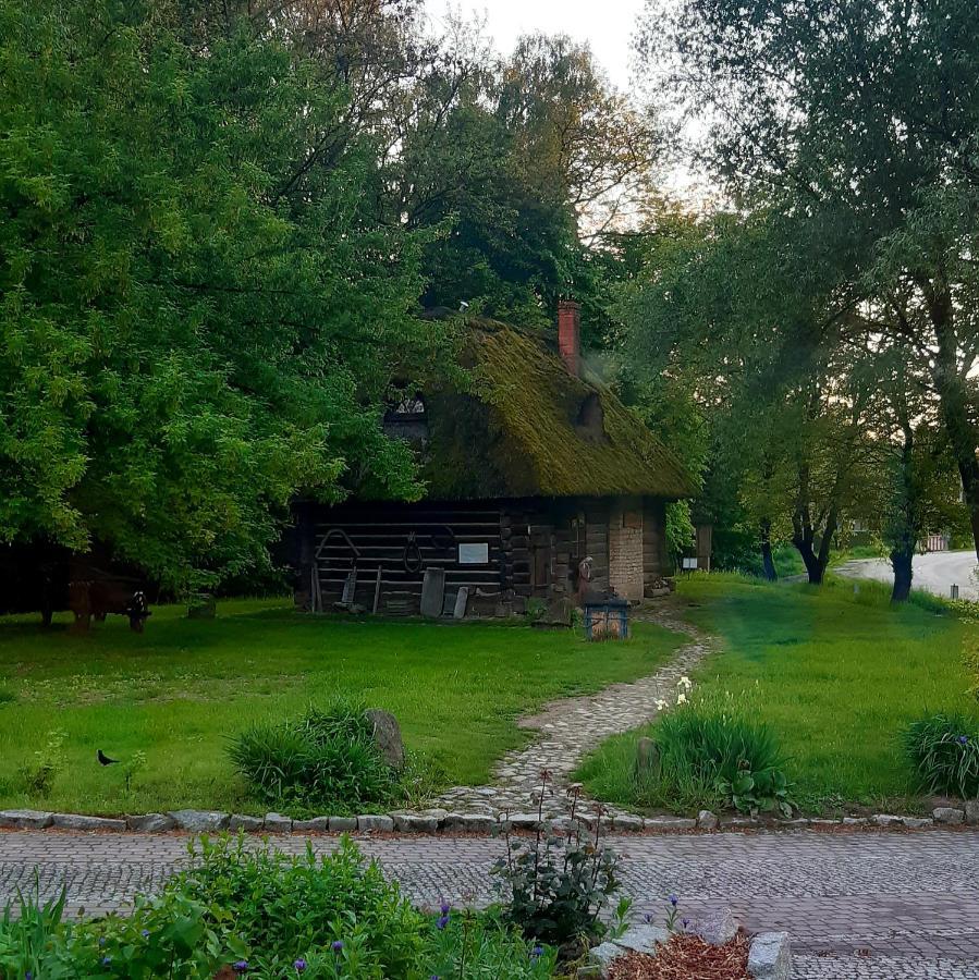 Siedlisko Lubicz Stara Chata Kazimierz Dolny Panzió Kültér fotó